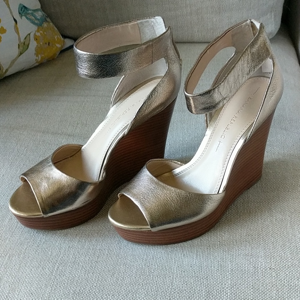 Rose Gold Wedges